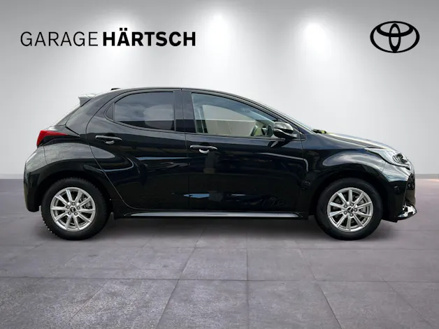 Toyota Yaris 1.5 VVT-i HSD Trend
