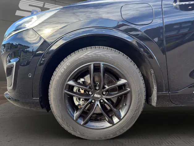 Ford Kuga 2.5 Plug-in Hybrid Vignale