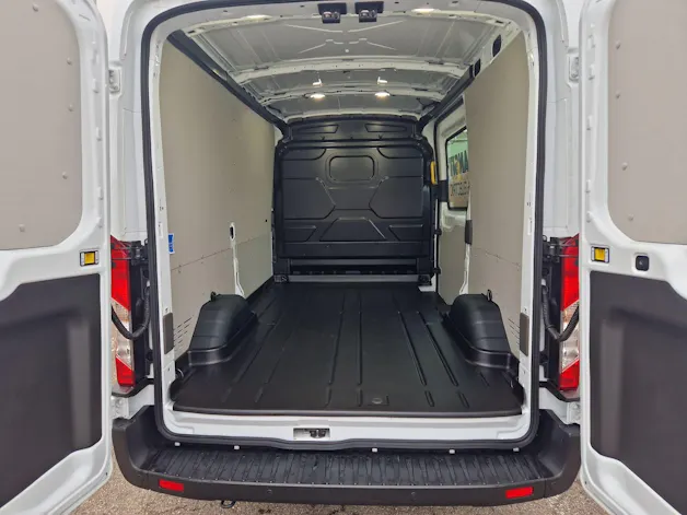 Ford E-Transit Van 350 L2H2 67kWh Trend
