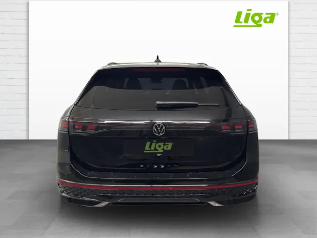 VW Passat Variant 2.0 TSI R-Line  DSG 4motion