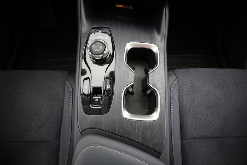 Vehicle image LEXUS RZ