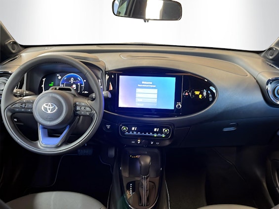 Vehicle image 7 Vehicle image 7