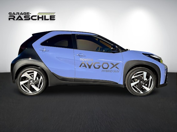 Vehicle image 5 Vehicle image 5