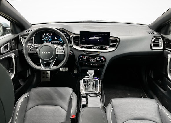 Vehicle image 8 Vehicle image 8