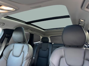 Vehicle image VOLVO XC60 2.0 B4 MH Core