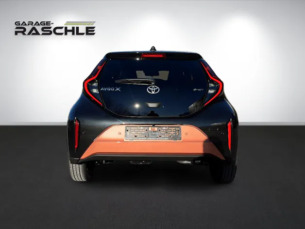 Toyota Aygo X 1.5 VVT-i HSD Trend