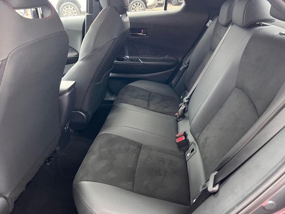 Vehicle image 10 Vehicle image 10