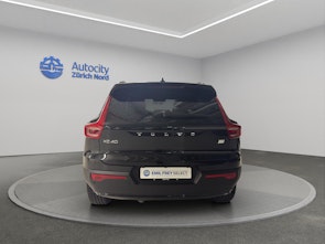 Vehicle image VOLVO XC40 1.5 T5 PiH Ultimate Dark