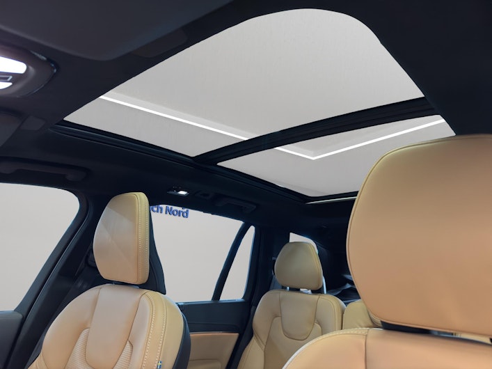 Vehicle image VOLVO XC90