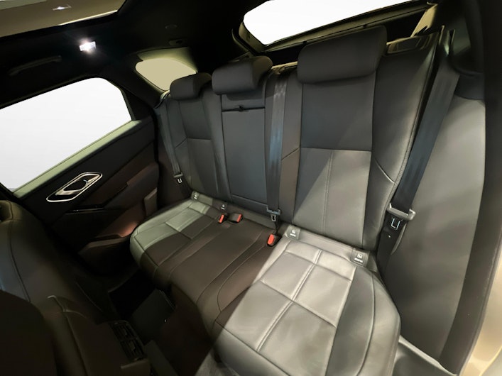 Vehicle image LAND ROVER RANGE ROVER VELAR