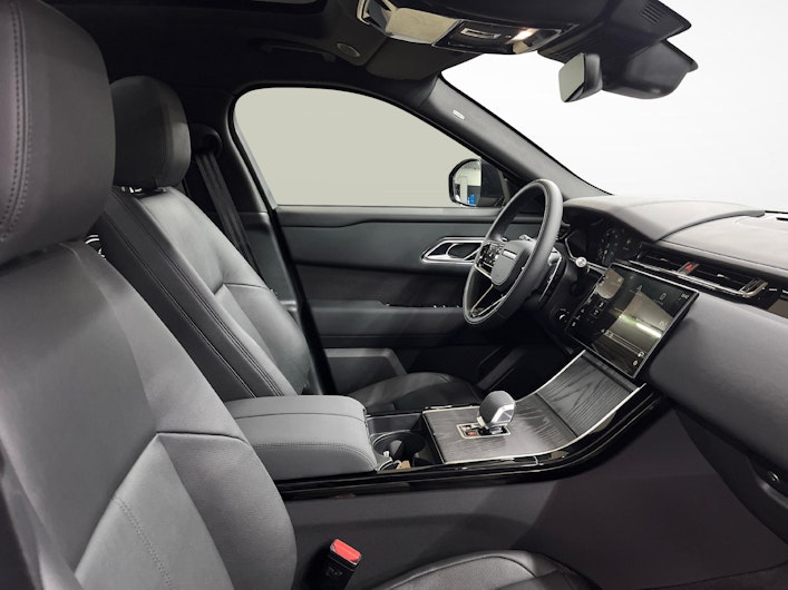 Vehicle image LAND ROVER RANGE ROVER VELAR