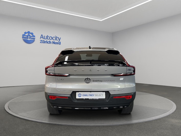 Vehicle image VOLVO C40