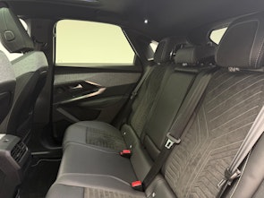 Vehicle image PEUGEOT 3008 1.2 Hybrid GT