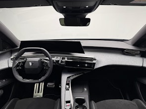 Vehicle image PEUGEOT 3008 1.2 Hybrid GT