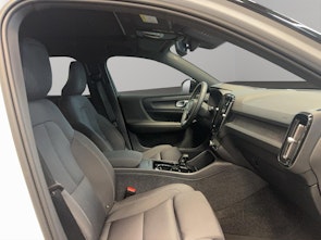 Vehicle image VOLVO XC40 E80 Twin Ultimate AWD