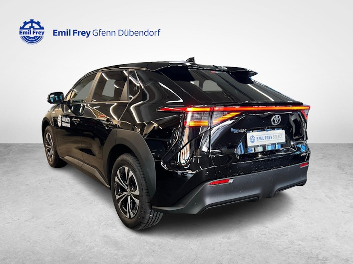 Fahrzeugbild TOYOTA BZ4X