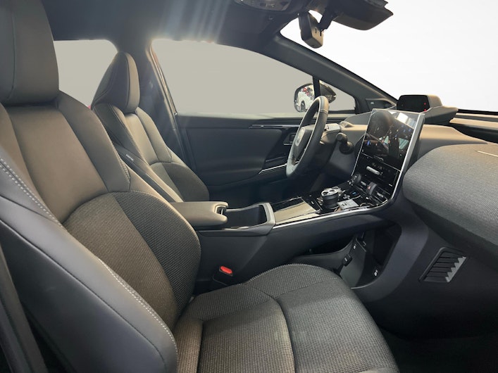 Fahrzeugbild TOYOTA BZ4X