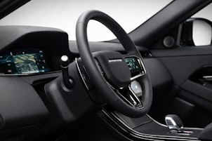 Vehicle image LAND ROVER Range Rover Evoque 1.5 T 270e Dynamic SE