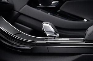 Vehicle image LAND ROVER Range Rover Evoque 1.5 T 270e Dynamic SE