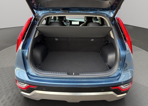 Vehicle image 4 Vehicle image 4