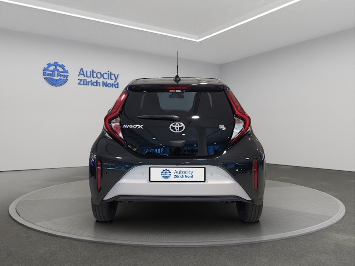 Vehicle image TOYOTA AYGO X