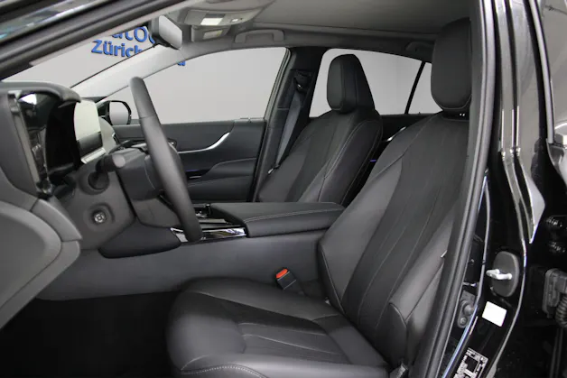 Toyota Mirai Fuel Cell Platinum