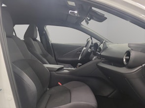 Vehicle image TOYOTA C-HR 1.8 HEV Trend