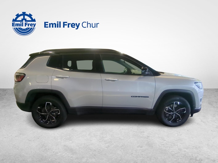Vehicle image JEEP COMPASS