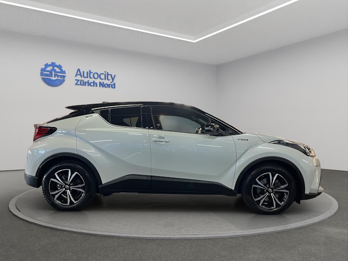 Vehicle image TOYOTA C-HR