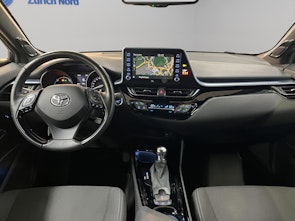 Vehicle image TOYOTA C-HR 2.0 VVTi HSD Trend