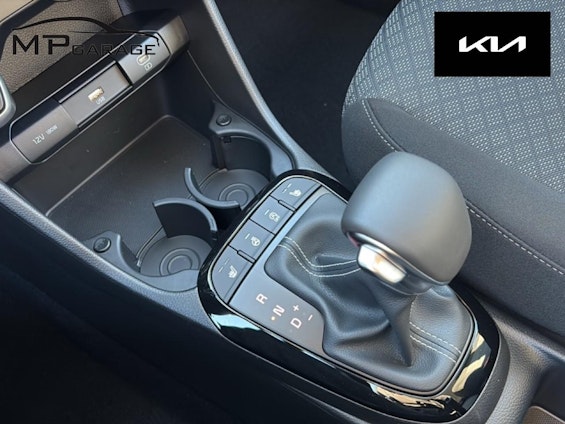 Vehicle image 11 Vehicle image 11