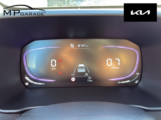 Vehicle image 9 Vehicle image 9