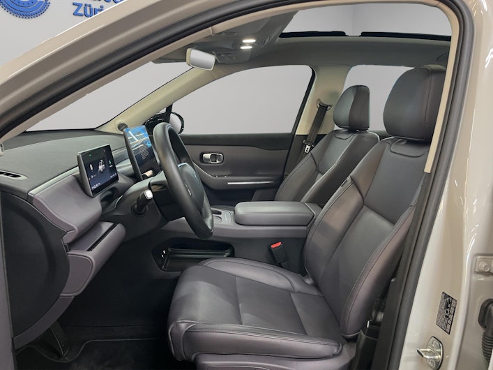 Vehicle image LEAPMOTOR C10