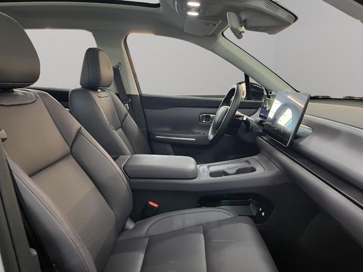 Vehicle image LEAPMOTOR C10