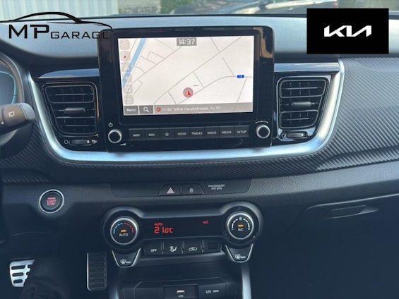 Vehicle image 11 Vehicle image 11