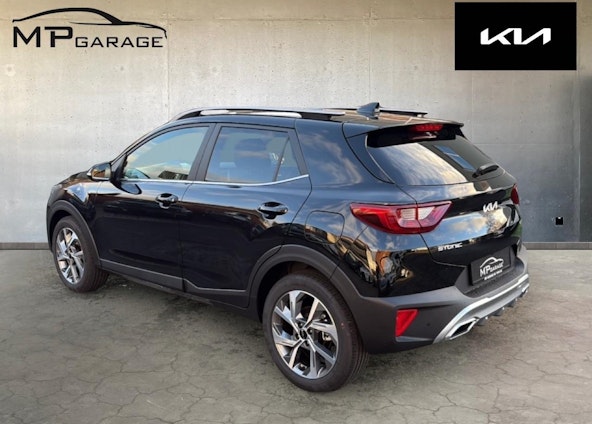 Vehicle image 6 Vehicle image 6