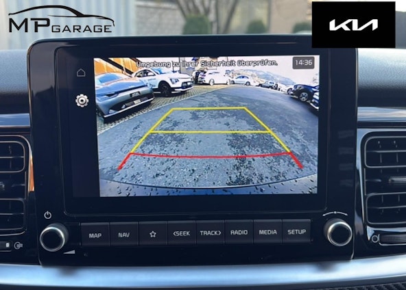 Vehicle image 10 Vehicle image 10