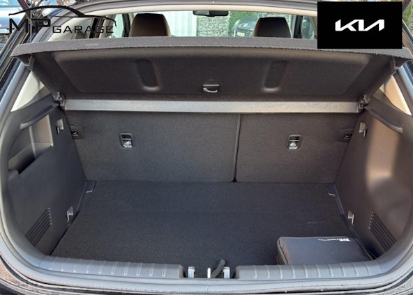 Vehicle image 5 Vehicle image 5