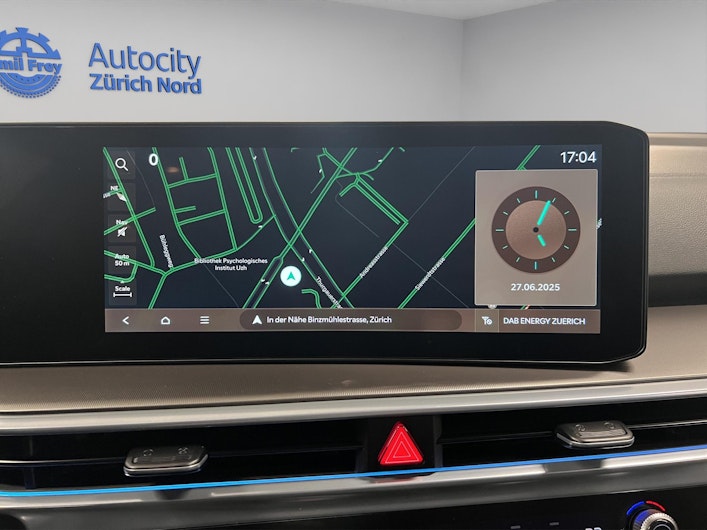 Vehicle image KIA SORENTO