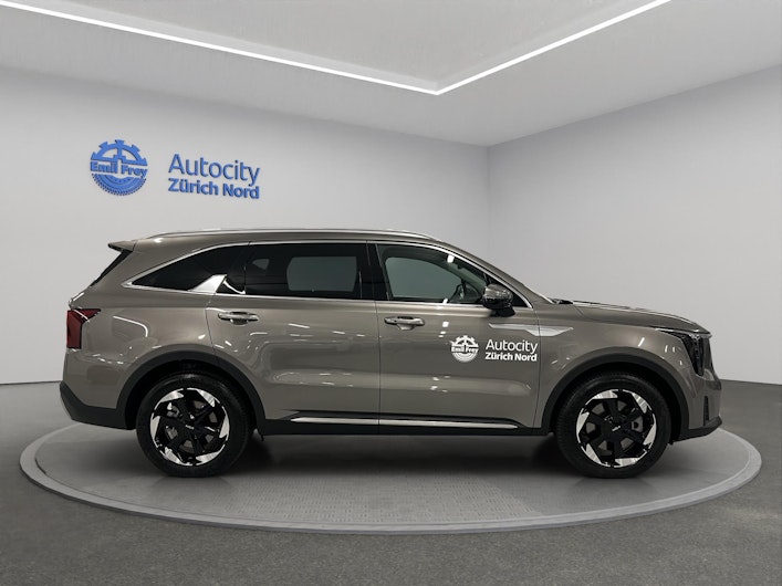 Vehicle image KIA SORENTO