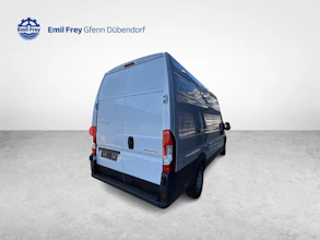 https://vehicle.imgix.net/4107170/9e2a802e-fb6a-4cb7-8d7a-8e5599b70d02.jpg