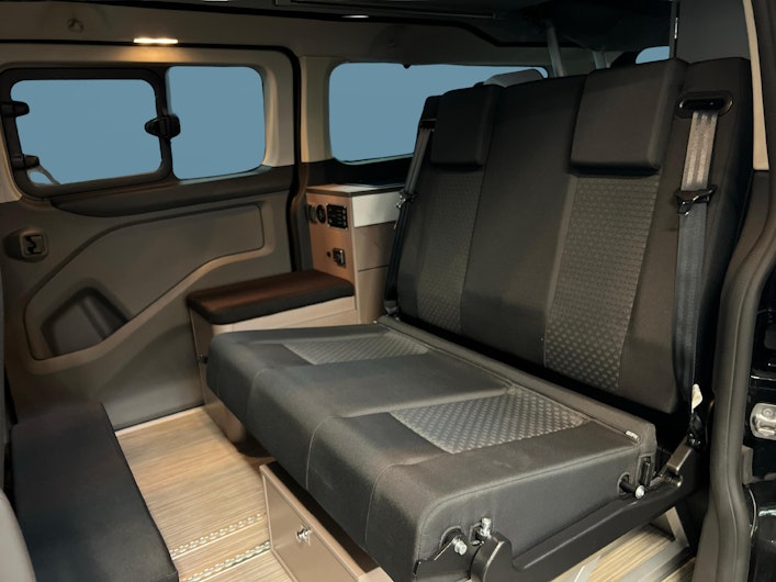 Vehicle image FORD TRANSIT CUSTOM