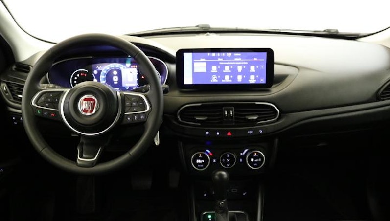 Vehicle image FIAT TIPO