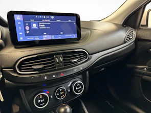 immagine del veicolo FIAT Tipo SW 1.5 Hybrid Swiss Edition