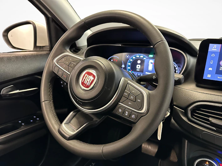 immagine del veicolo FIAT TIPO