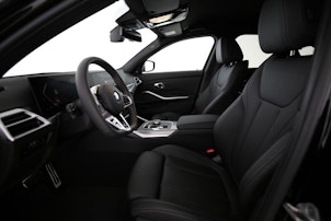 Vehicle image BMW 320i xDrive