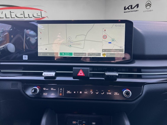 Vehicle image 14 Vehicle image 14