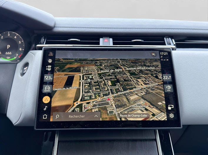 Vehicle image LAND ROVER RANGE ROVER VELAR