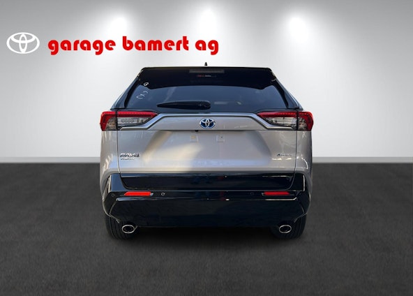 Vehicle image 4 Vehicle image 4