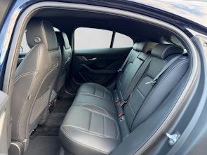 Vehicle image JAGUAR I-Pace EV400 R-Dynamic SE AWD